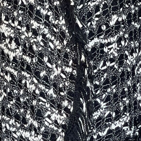 Foxiedox Duster  - Picture 5 of 9